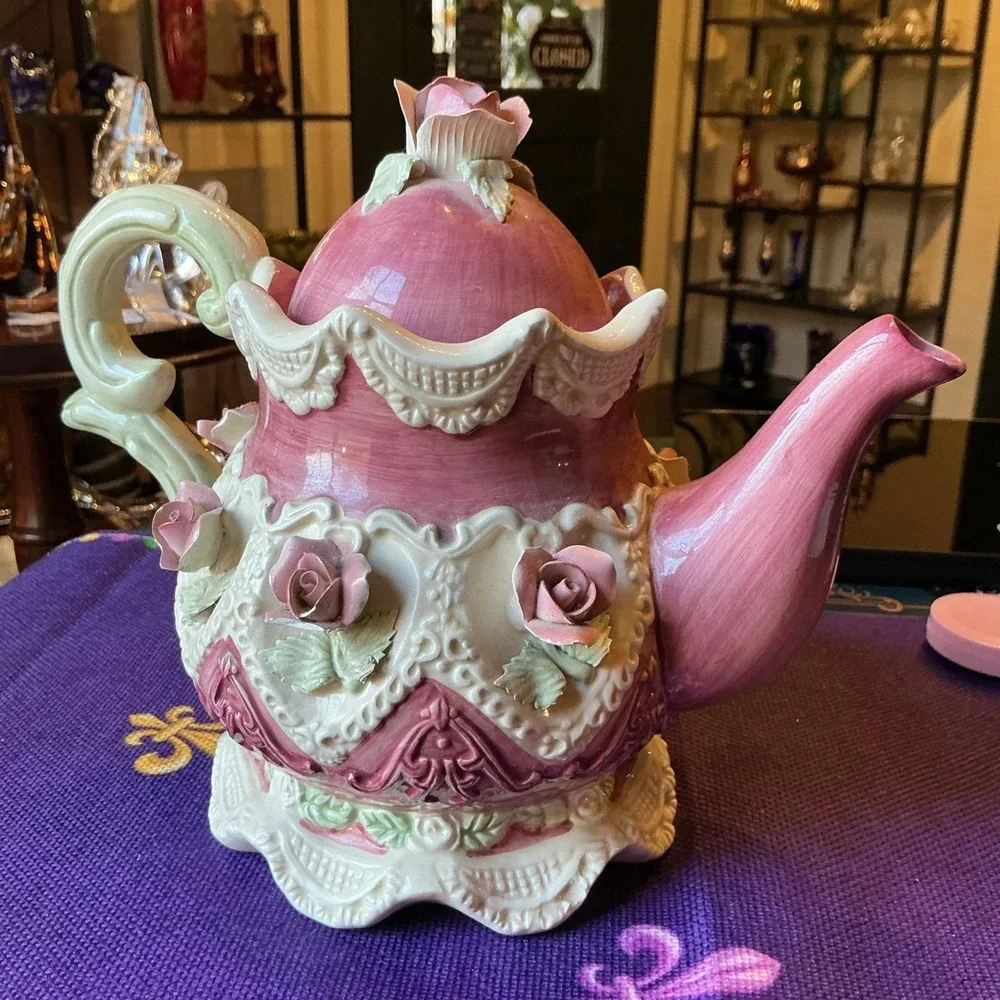 Antique‎ Majolica Teapot Pink Victorian 3D Roses (Damaged)